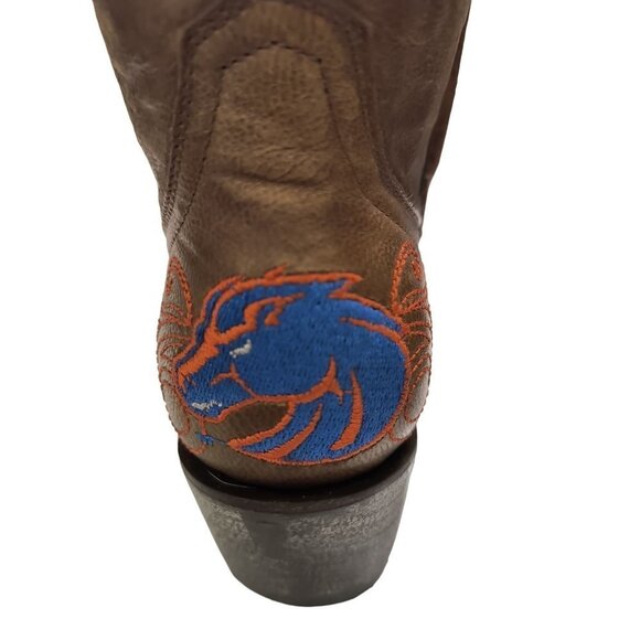 Gameday NCAA Boise State Broncos Embroidered Distressed Cowgirl boots size 7 NWT - Picture 5 of 9